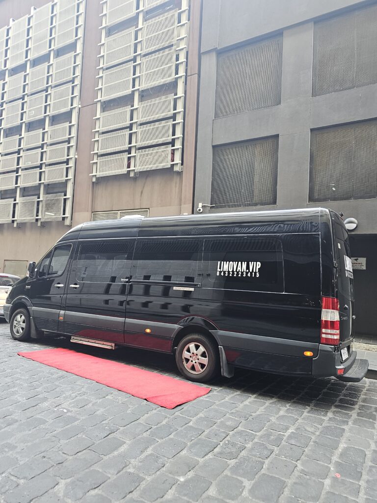 Luxury Chrysler stretch limousine for hire in Melbourne